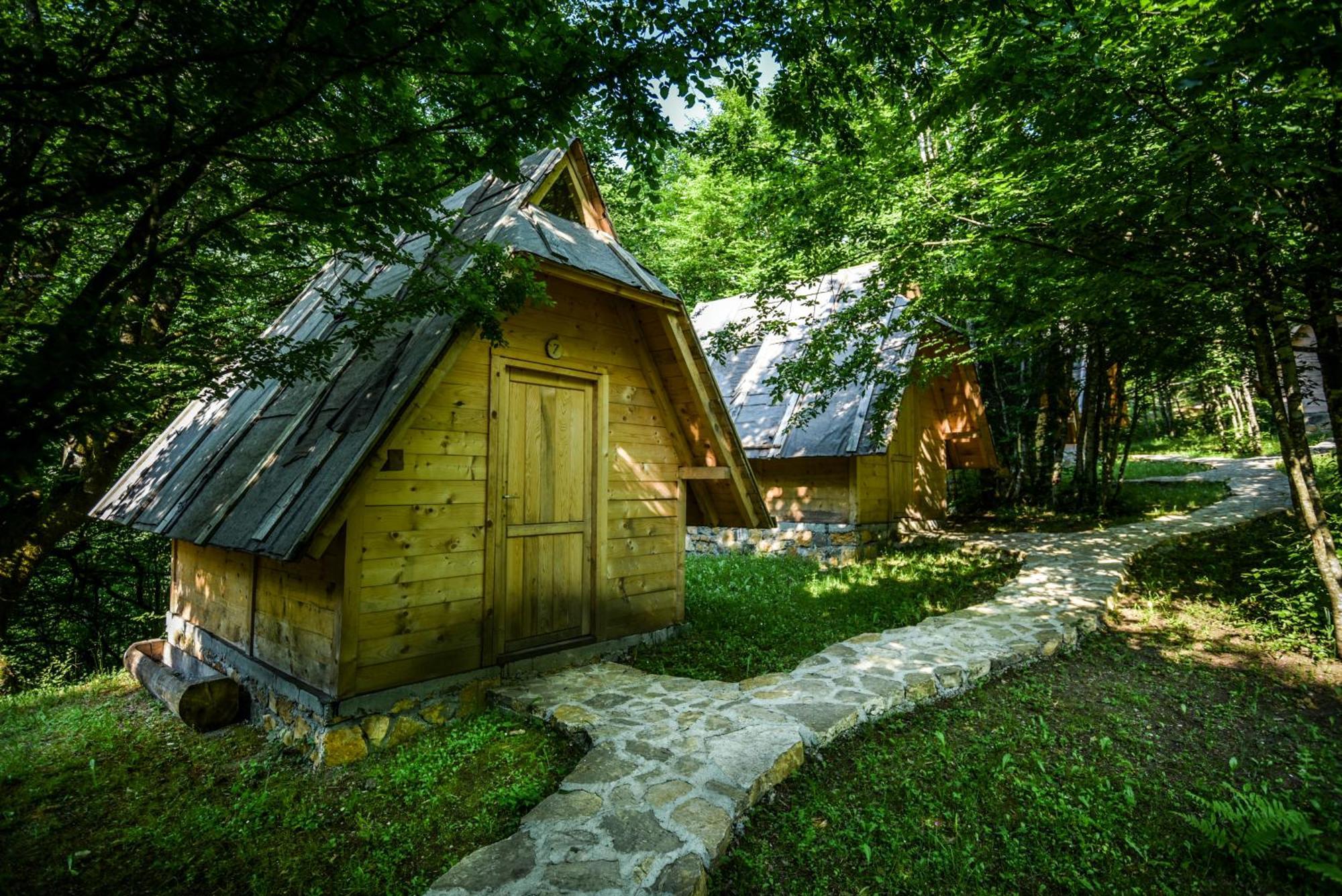 Camp Divlja Rijeka Otel Hum Dış mekan fotoğraf