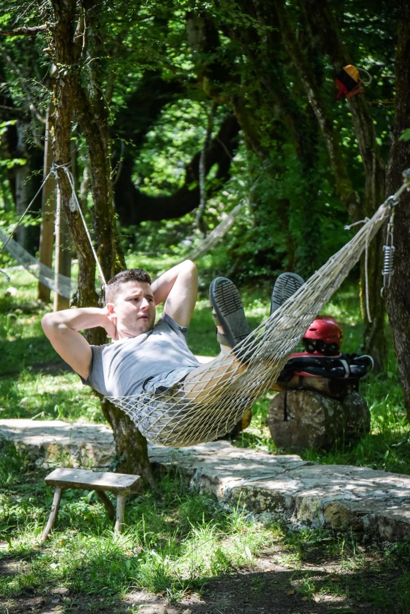 Camp Divlja Rijeka Otel Hum Dış mekan fotoğraf