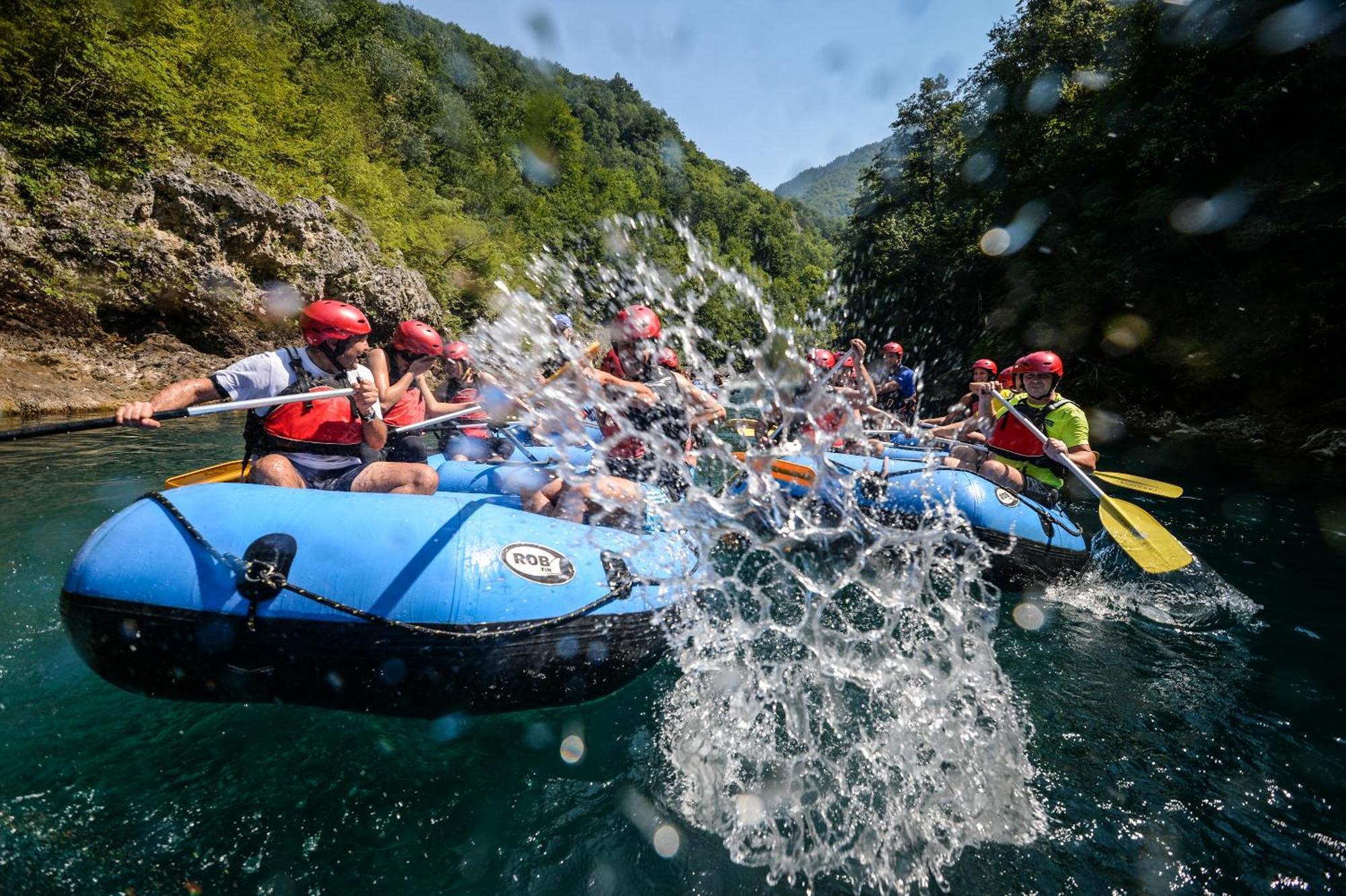 Camp Divlja Rijeka Otel Hum Dış mekan fotoğraf